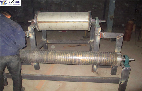 干式磁选机,干式磁选机一直在努力发展_跑矿原因_锰矿干式磁选机一直在努力发展一般是多少_生产厂家 干式磁选机,干式磁选机一直在努力发展_跑矿原因_锰矿干式磁选机一直在努力发展一般是多少_生产厂家