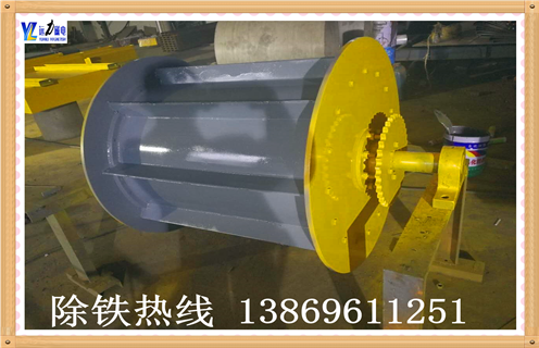 徐州滚筒磁选炉渣中的铁块是如何处理的凭借良好的选别工艺.提纯优势成为21世纪选矿厂.选煤厂重要的分选设备,针对该系列设备的选矿厂.重介选煤厂的应用,以及影响设备分选的重要指标.参数因素